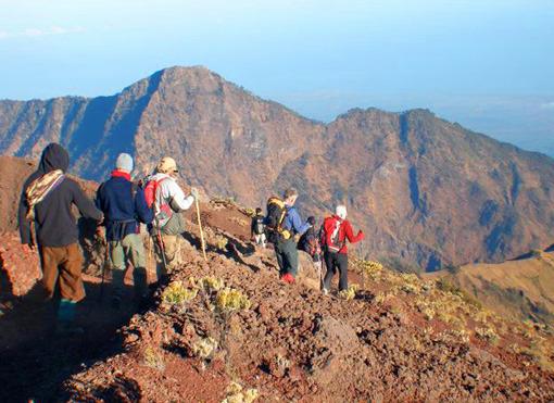 Ascent of Mount Rinjani with Azimuth Adventure Travel Ltd