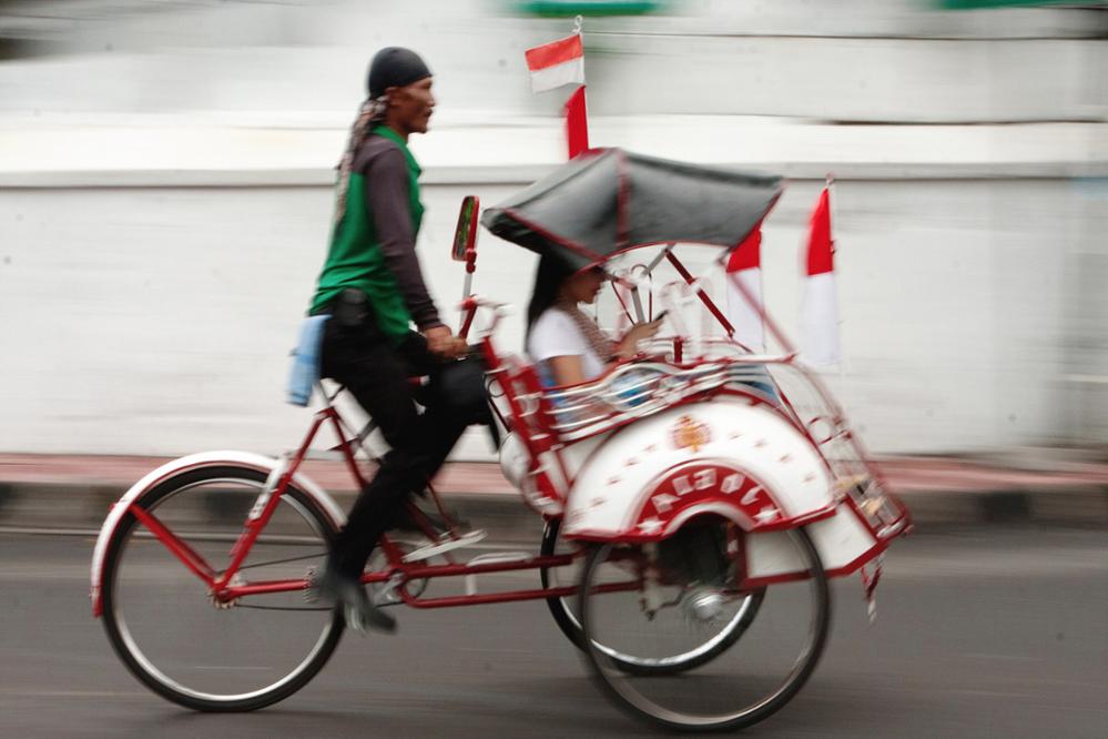 4 vehicles for cheap travel in Indonesia