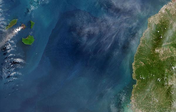 Little story of the Krakatoa volcano… and its son!